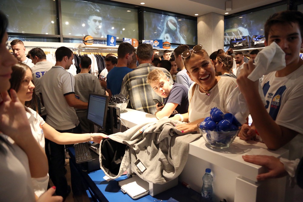 Fan Shop